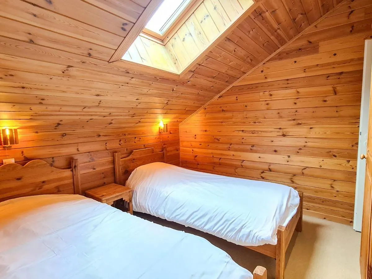 Chalet Spacieux A Flaine Avec Sauna, Cheminee Et Balcon - 6 Chambres, Proche Des Pistes - Fr-1-425-4 0*,